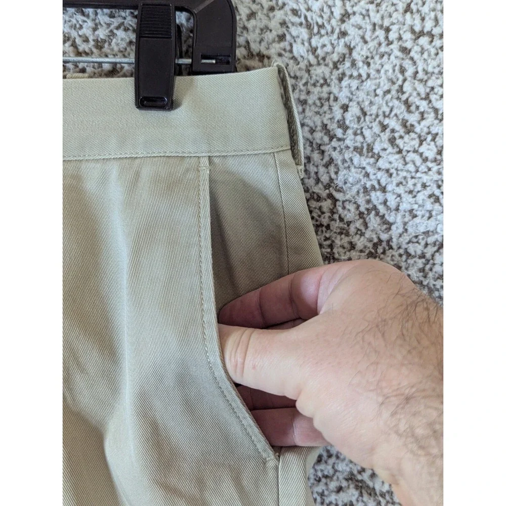 J.‎ Crew Chino Pants Men's Size 32x31 (Tag 32x32) Beige Golf Hike Outdoors